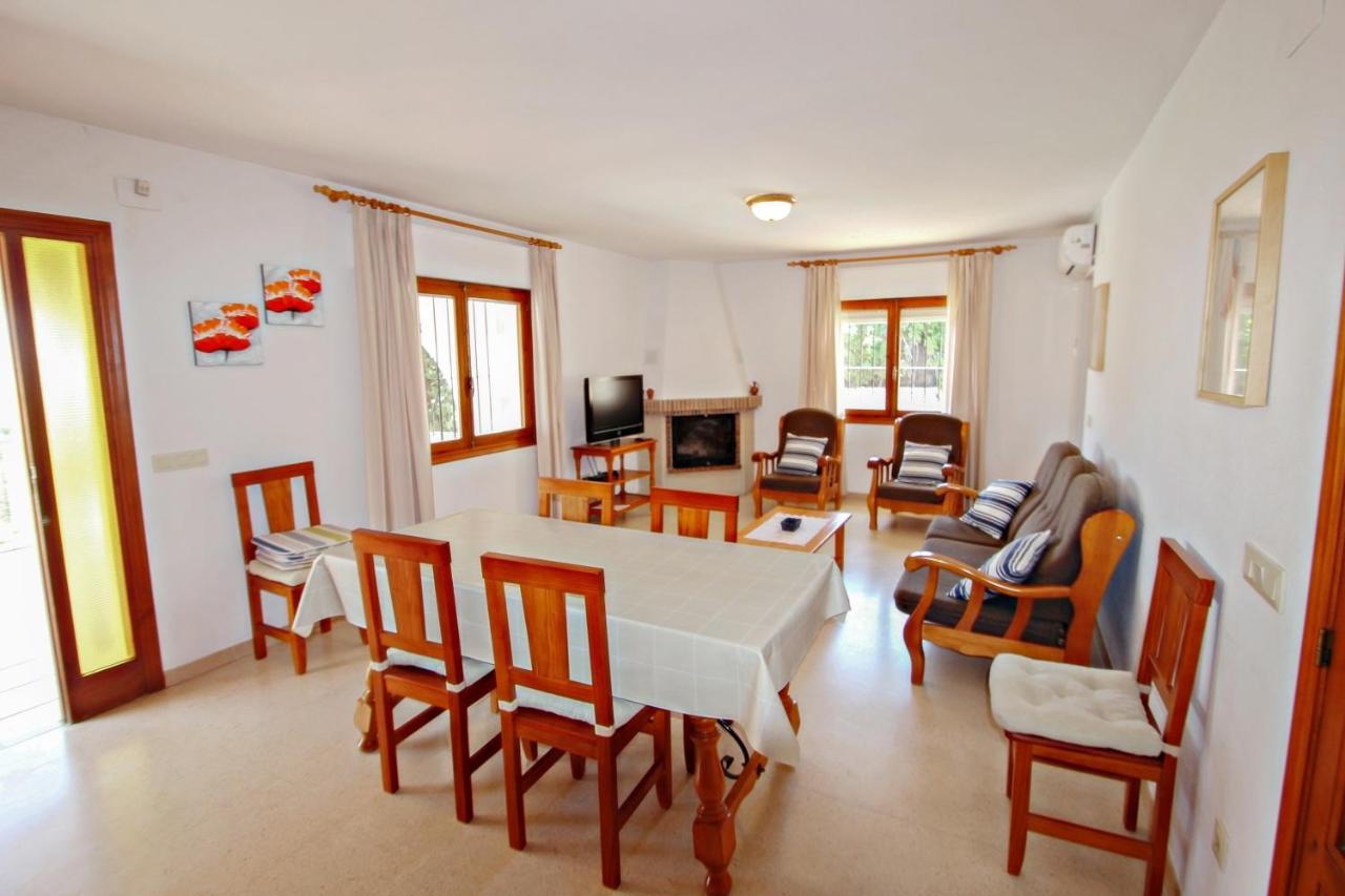 Laura-29A - Pretty Holiday Property With Garden And Private Pool In Calp Exterior foto