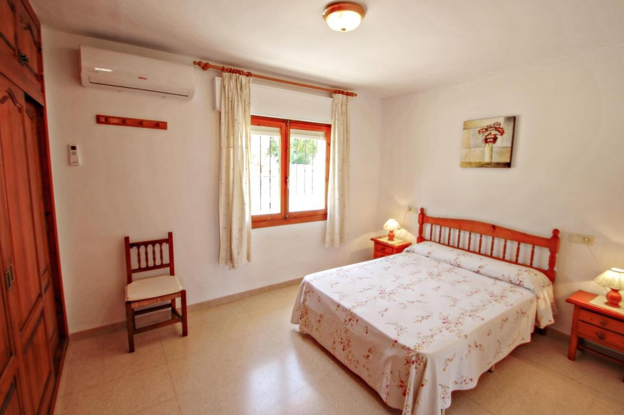 Laura-29A - Pretty Holiday Property With Garden And Private Pool In Calp Exterior foto